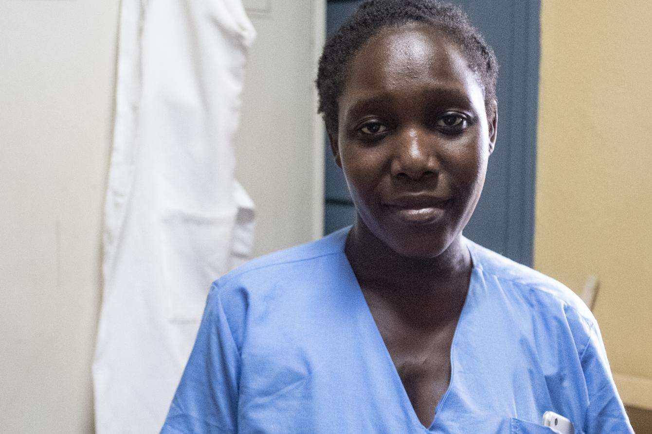 Beatriz*, a midwife trainee at Chingussura health center in Beira, Mozambique.