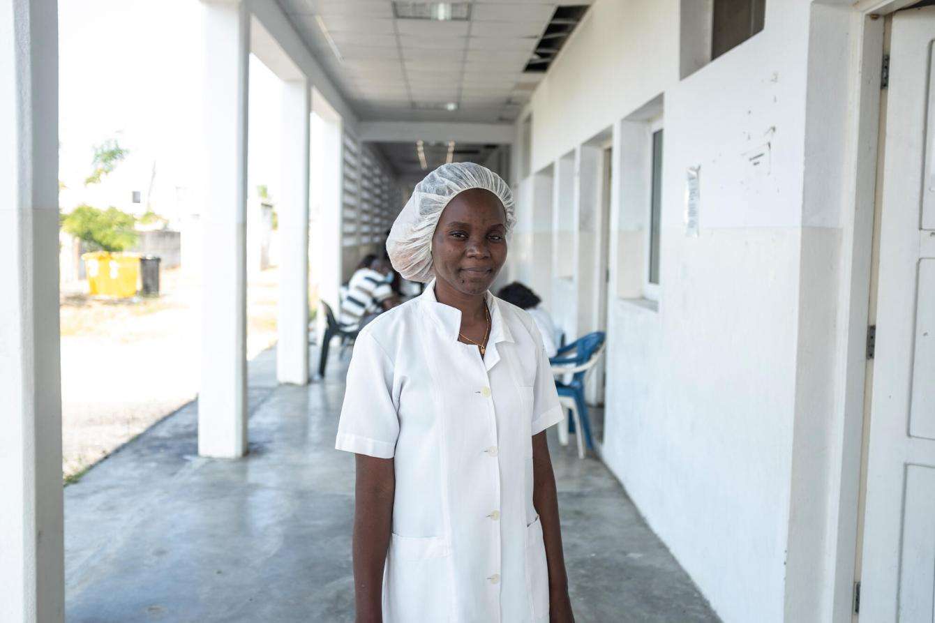 A midwife in Beira, Mozambique.