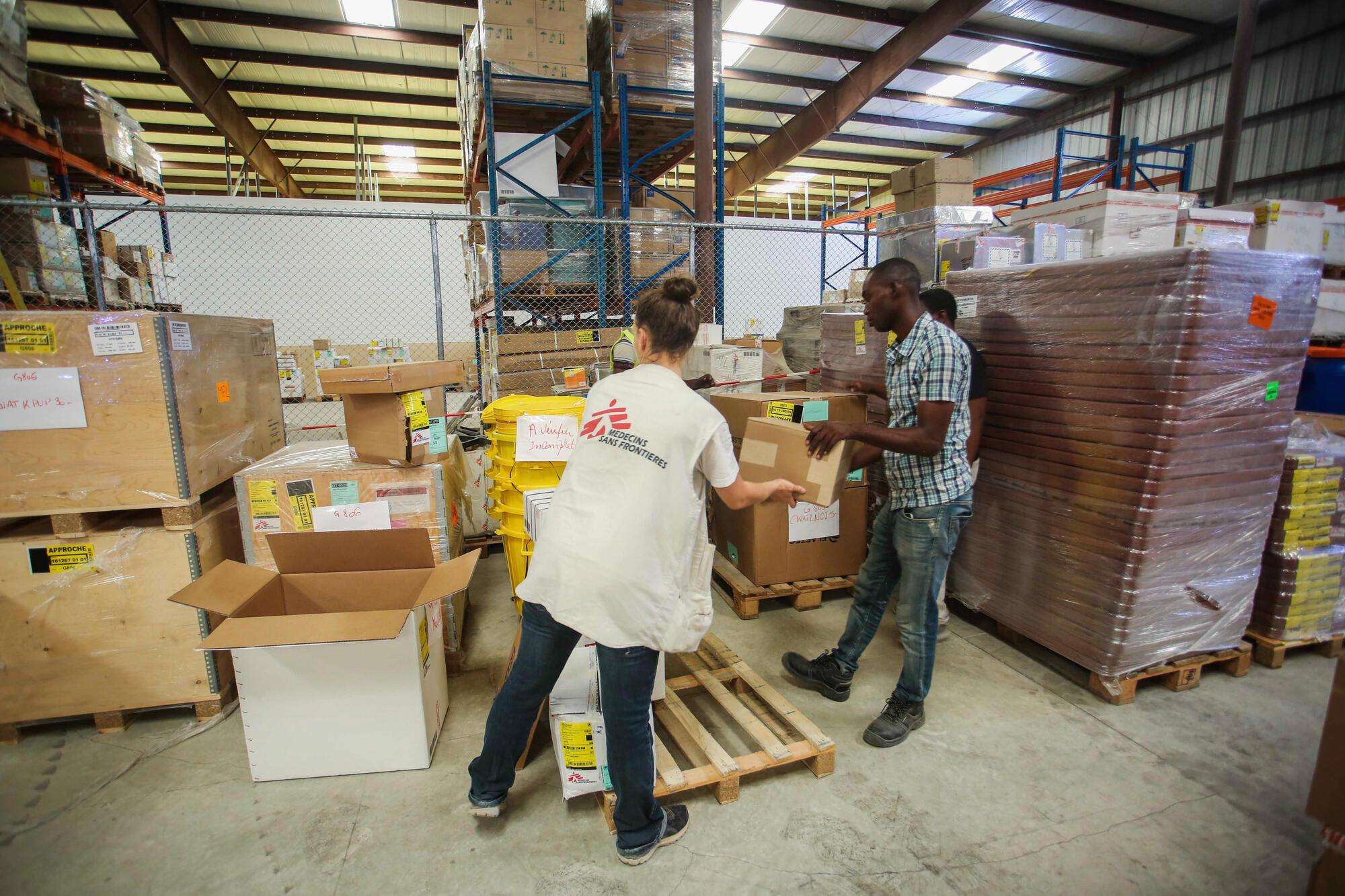 MSF Supply cargo in Haiti 12