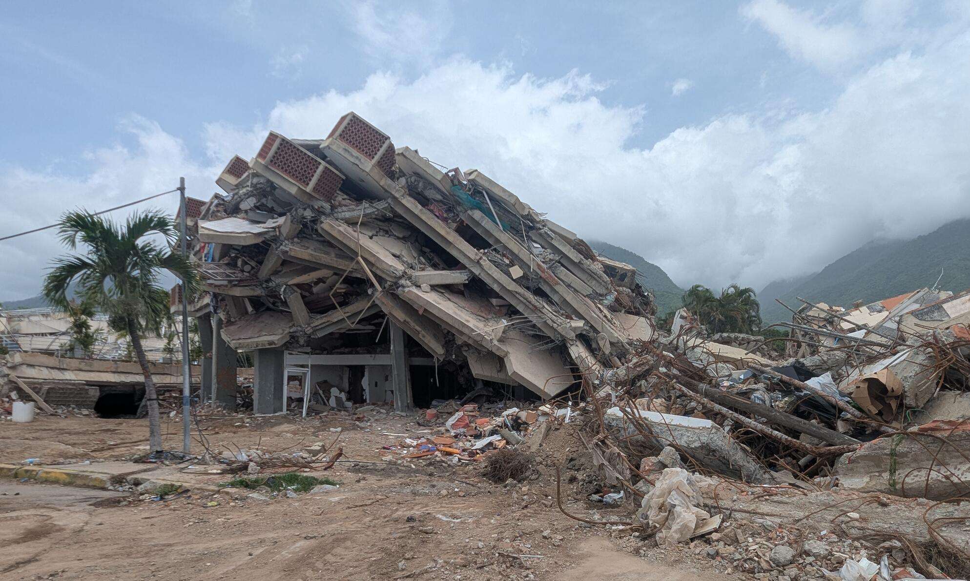 Devastation in La Guaira, where hundreds of buildings were reduced to rubble in the June 24 earthquakes, leaving thousands of families without a home.