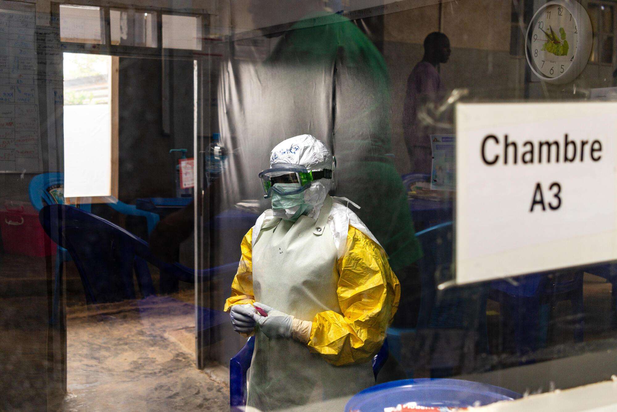 Doctor Developing Ebola: First person vaccinated in Tumaini clinical trial | Doctors ...