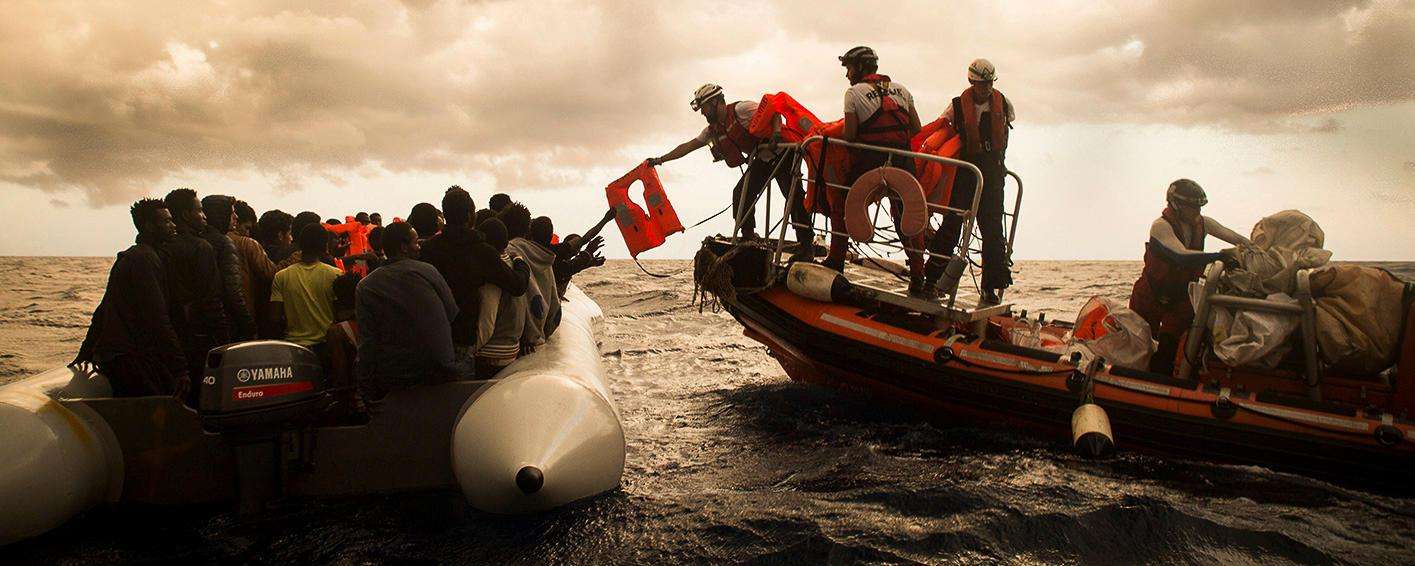 Rescue of a third rubber boat on Wednesday, November 1.
