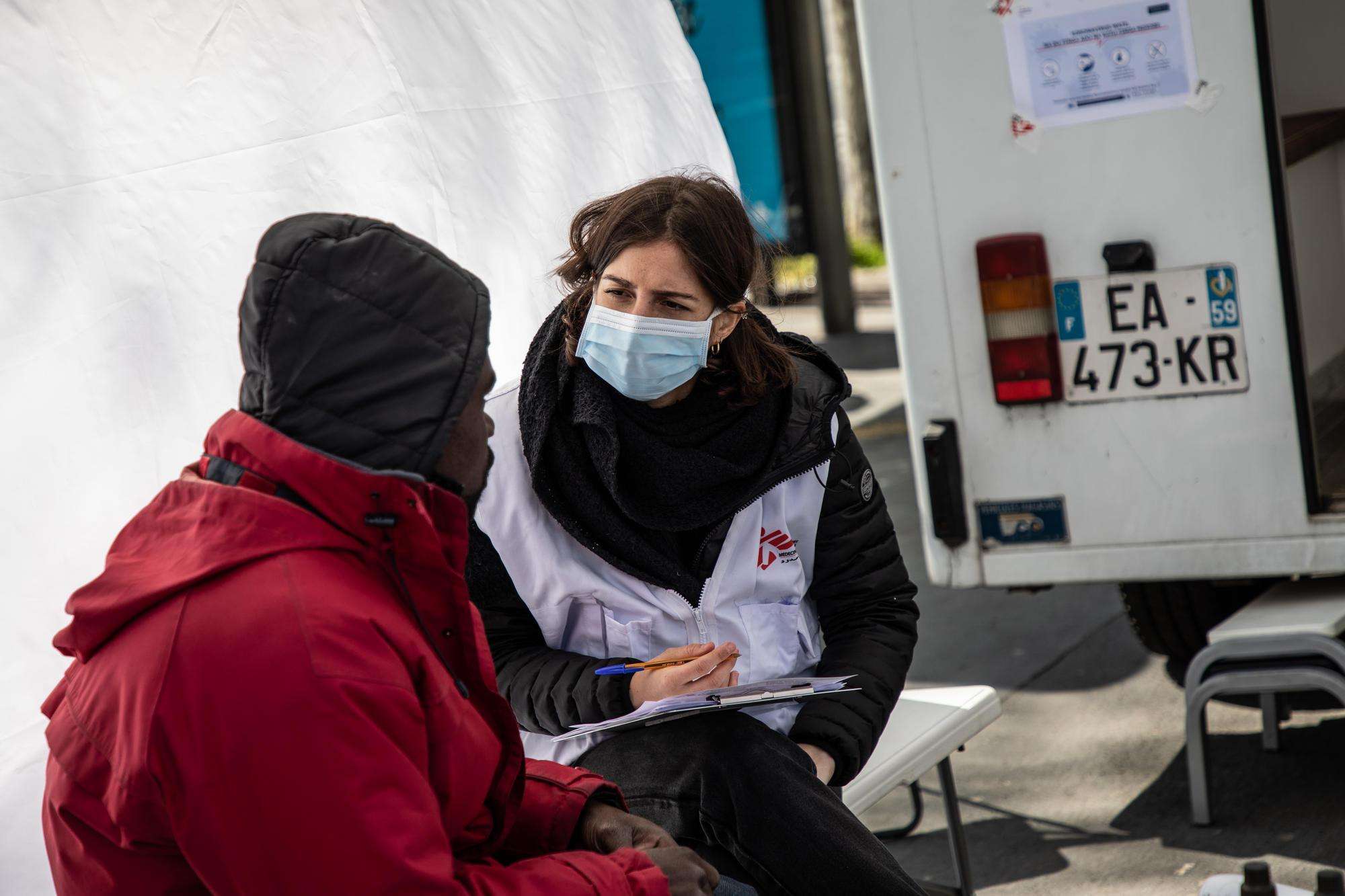 Coronavirus: MSF's mobile clinic for vulnerable groups
