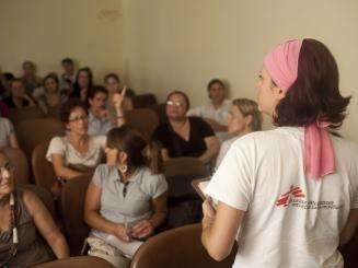 An MSF psychologist trains a group of local psychologists in Nova Friburgo, Rio de Janeiro