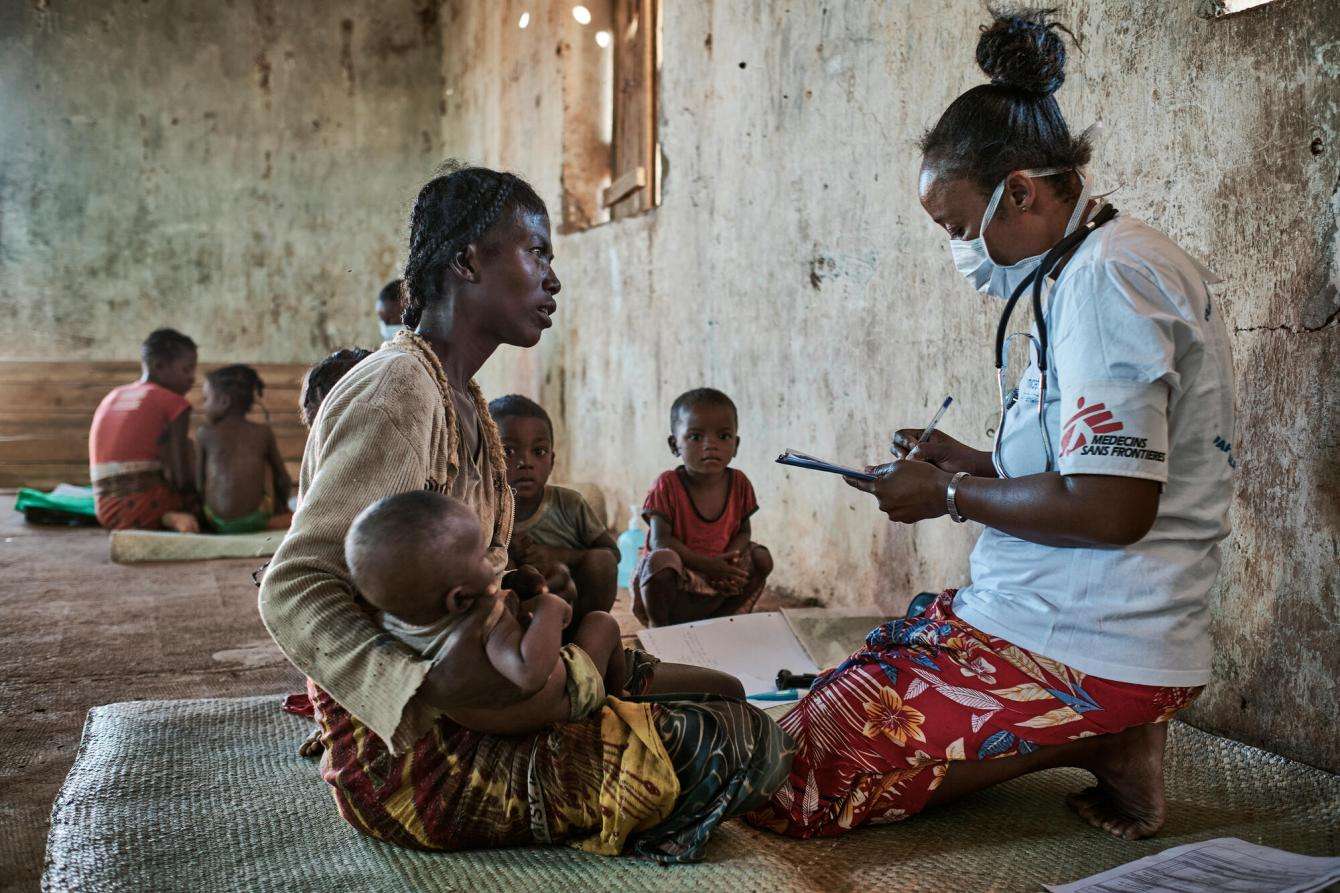 Malnutrition emergency: mobile clinic in Ranobe - Portrait Vitasoa