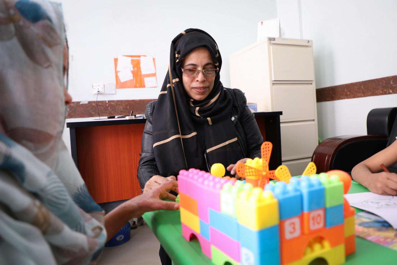 Afrah Al-Dumaini - MSF Psychologist in the hospital of Dhi As-Sufal