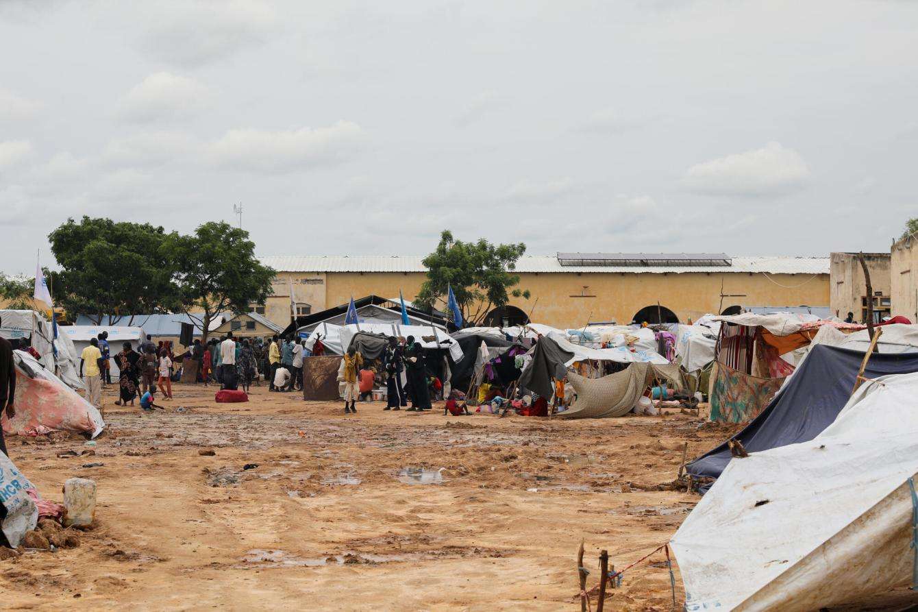 Tents and other ramshackle shelters set up in Renk, Upper Nile state, where MSF helps displaced people.