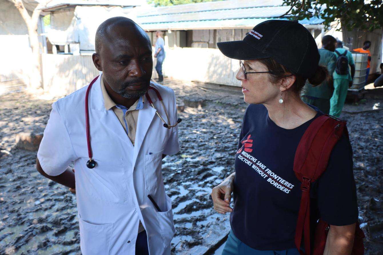 MSF Dr. Kambale Mwendakwabo Ingels talks to Avril Benoît, executive director of MSF-USA, in South Sudan.
