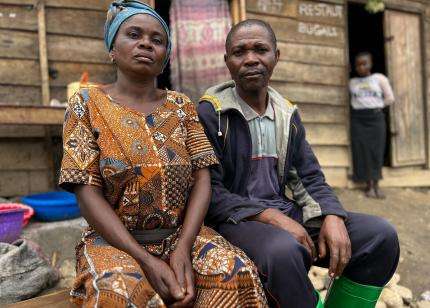 A displaced couple in Numbi, Democratic Republic of Congo. 