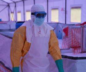 A health care worker participates in a training exercise on Ebola preparedness at the MSF-supported Ebola simulation center in Rongai, Kenya.