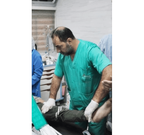 Dr. Mohammed Obeid, an MSF surgeon in Gaza, working at Al-Shifa Hospital.