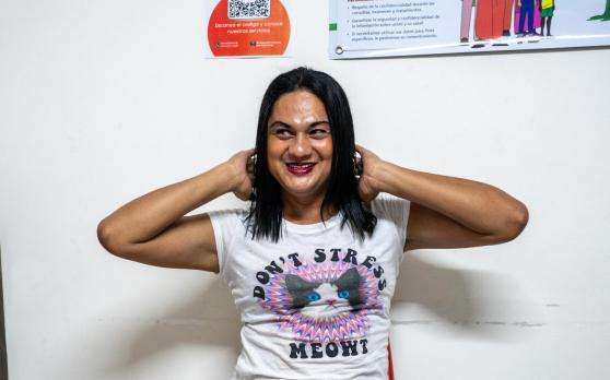 A patient in the waiting room at MSF's clinic in San Pedro Sula, Honduras.